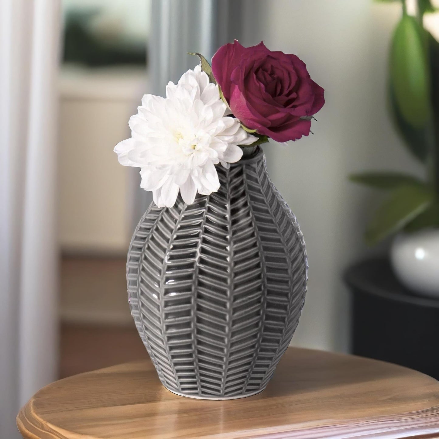 set of 2 grey leaf ceramic vase