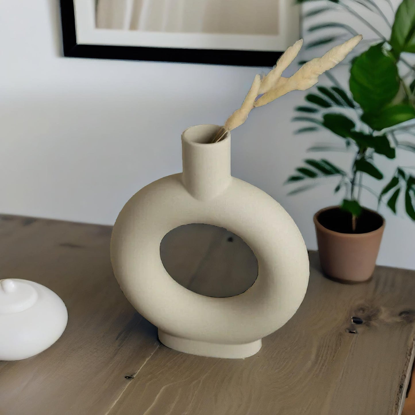 donut round ceramic vase